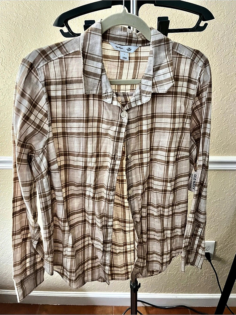 Old Navy The Classic Shirt Plaid Button Down in Brown & White Size Large NWT